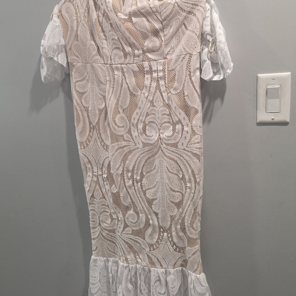 Pretty little thing dress - Picture 3 of 5